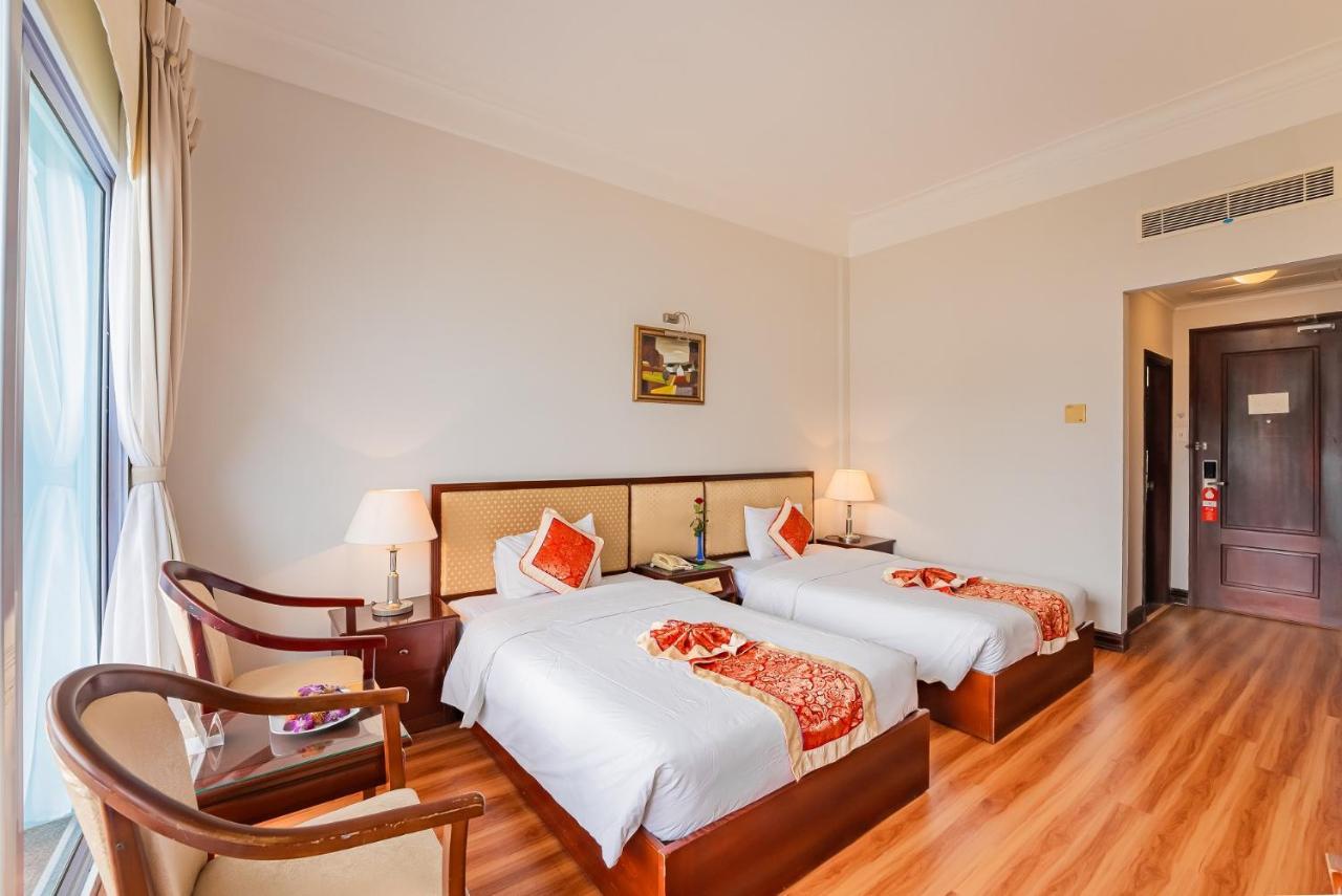 Seagull Hotel Куїнон Екстер'єр фото